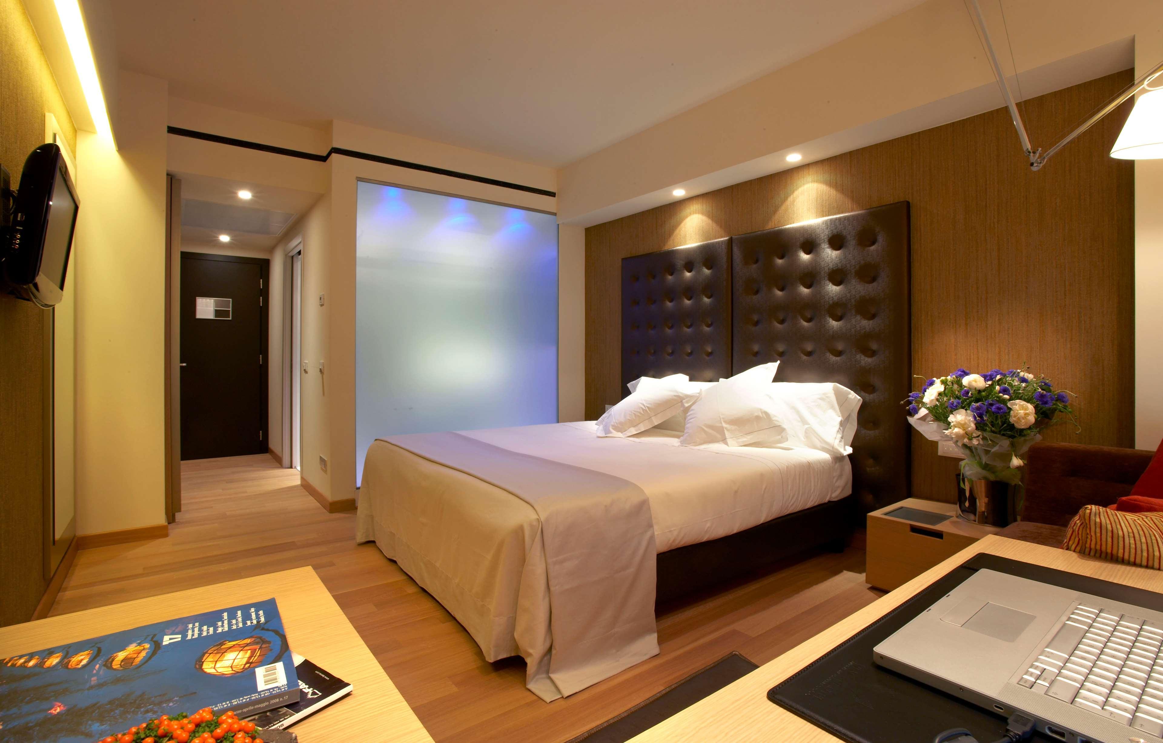 Best Western Plus Atrium Inn & Suites Кларксвилл Экстерьер фото
