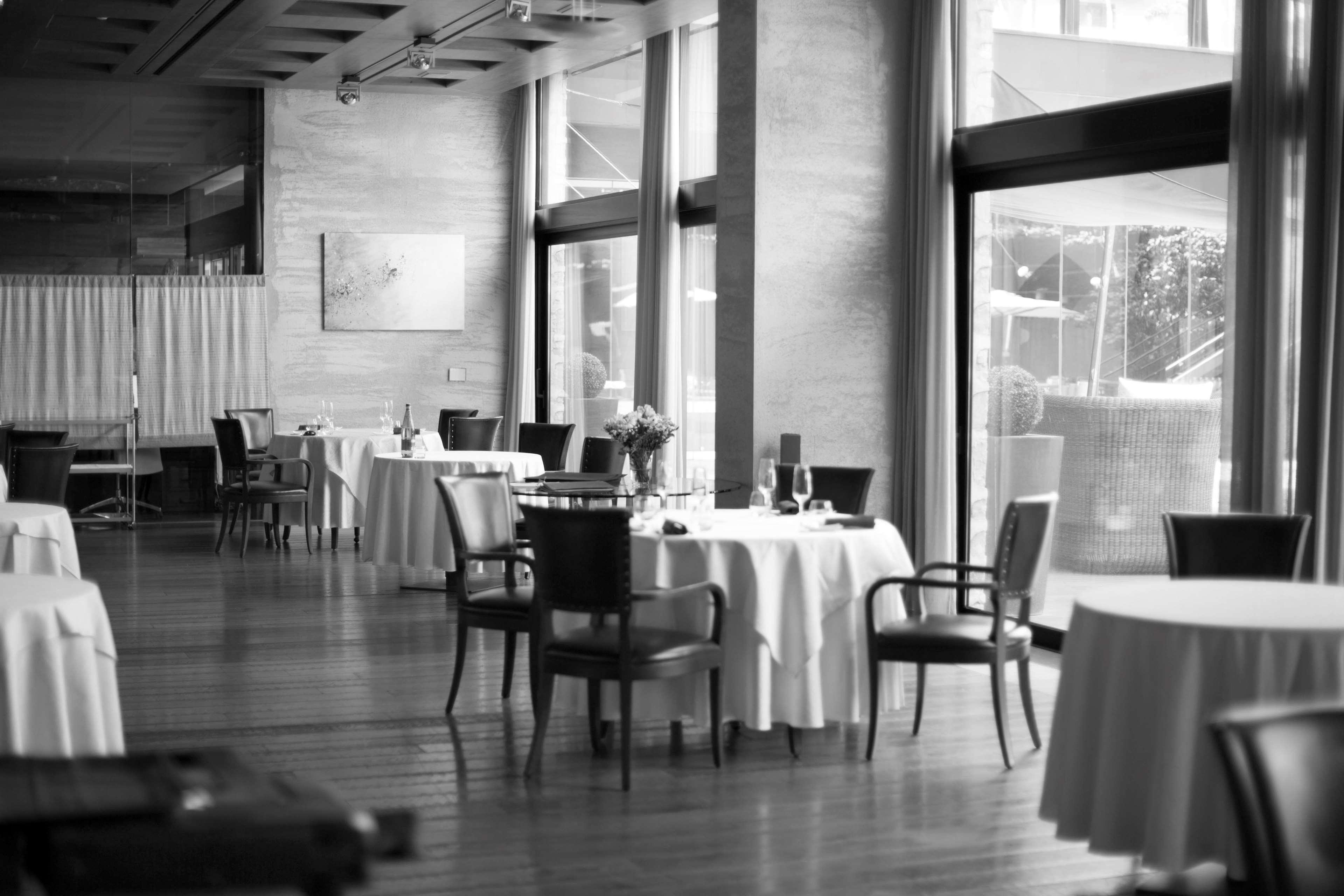 Best Western Plus Atrium Inn & Suites Кларксвилл Экстерьер фото